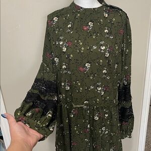 Walter Baker Floral Green Long Sleeve Dress Large